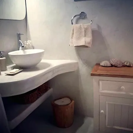 Likno Cave House